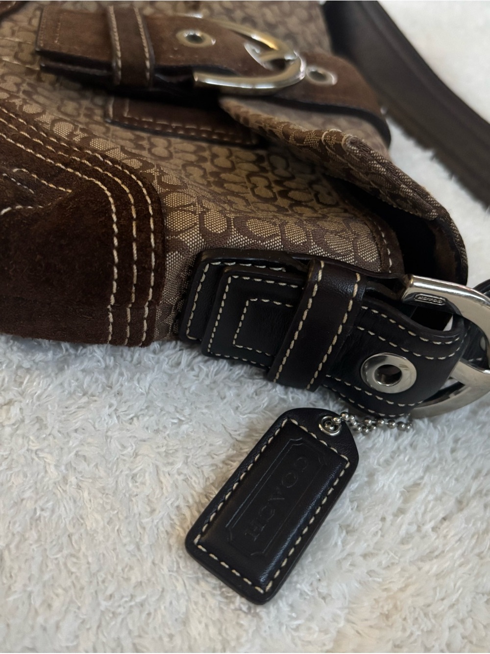 Coach Dark Brown and Tan Signature - Picture 4 of 5